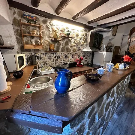 Kır Evi Casa Notari Congost De Montrebei